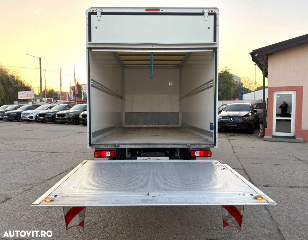 Iveco DAILY CU LIFT - 14