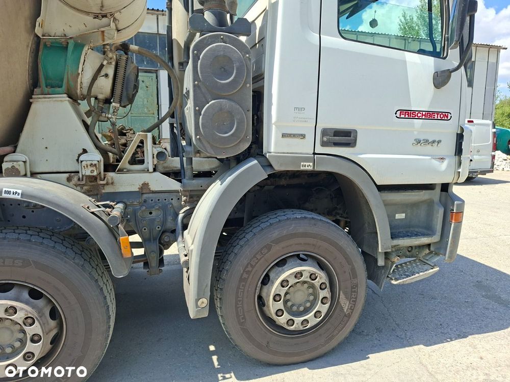 Versalift Actros 3241 B 8X4/4 - 35