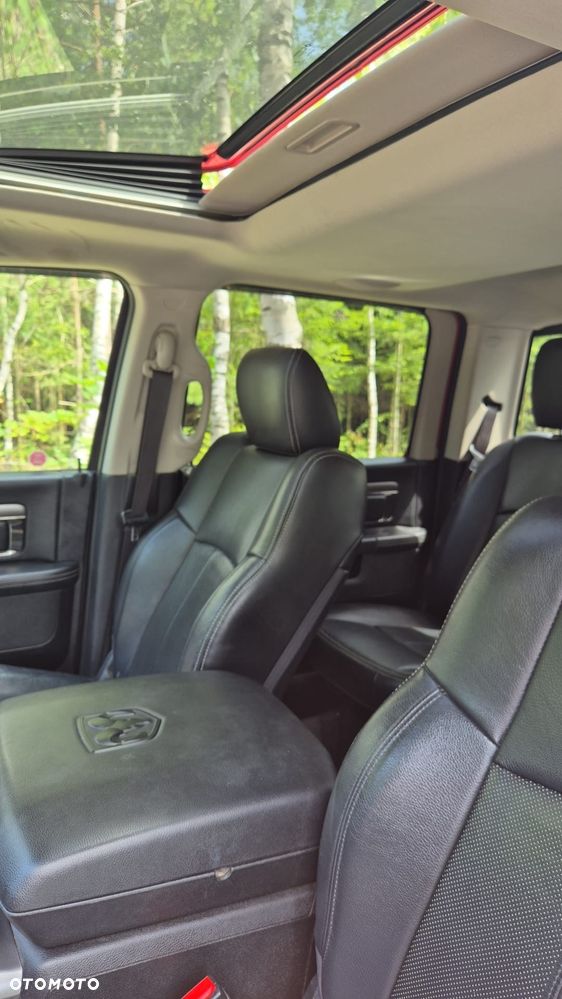 Dodge RAM 5.7 4x4 - 12