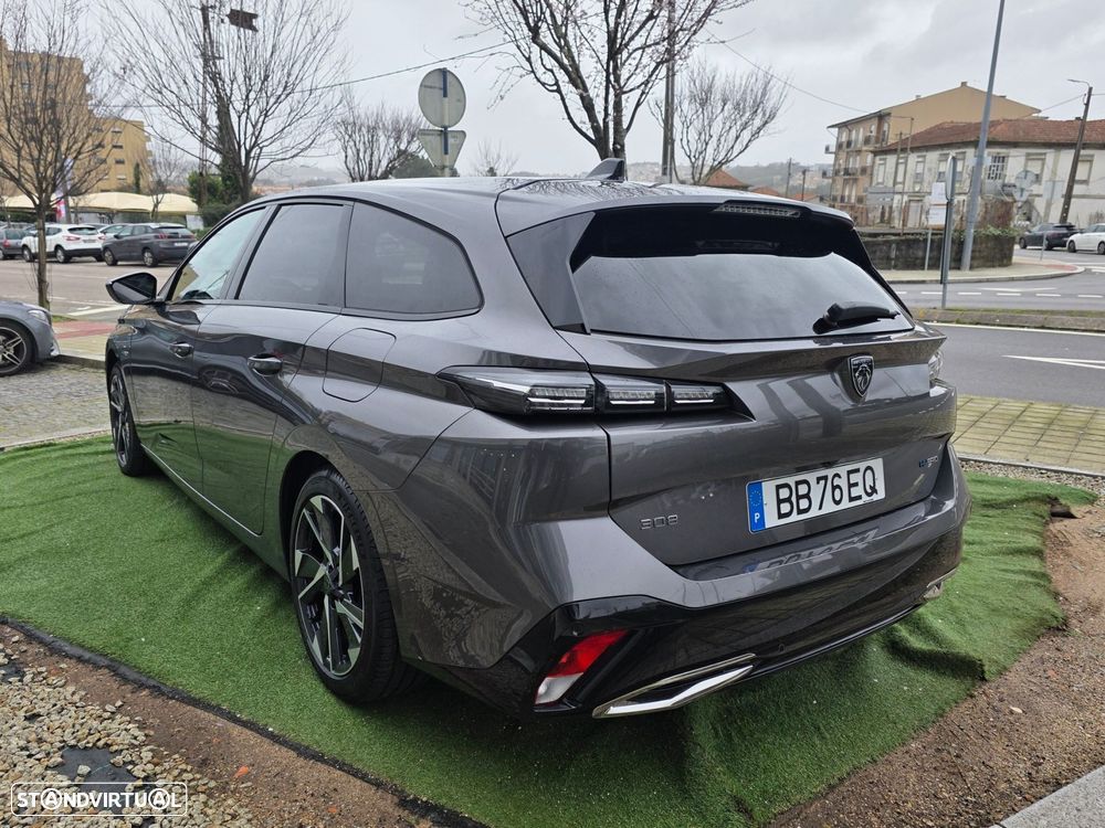 Peugeot 308 SW 1.6 Hybrid Allure Pack e-EAT8 - 26