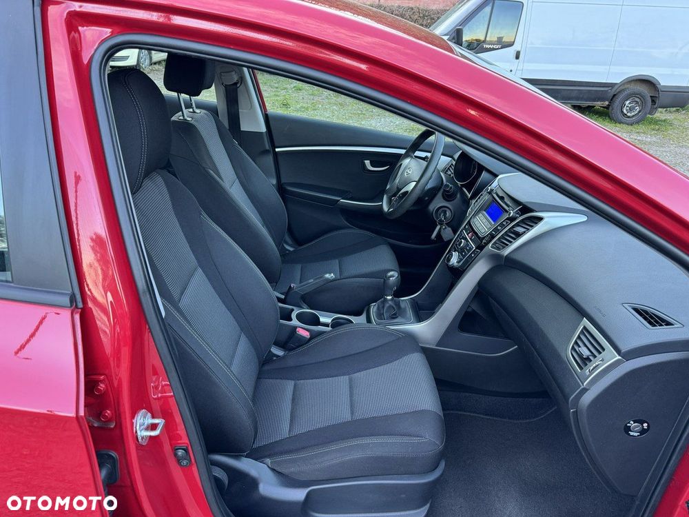 Hyundai i30 - 12