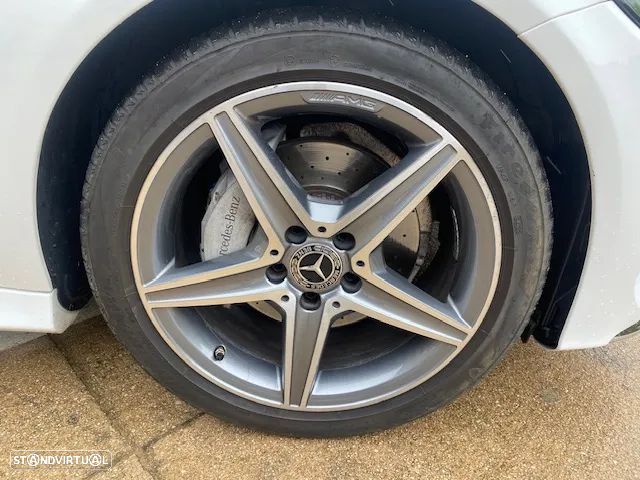 Mercedes-Benz C 180 AMG Line - 23