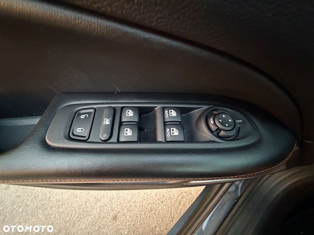 Jeep Compass 1.3 TMair Limited FWD S&S - 12
