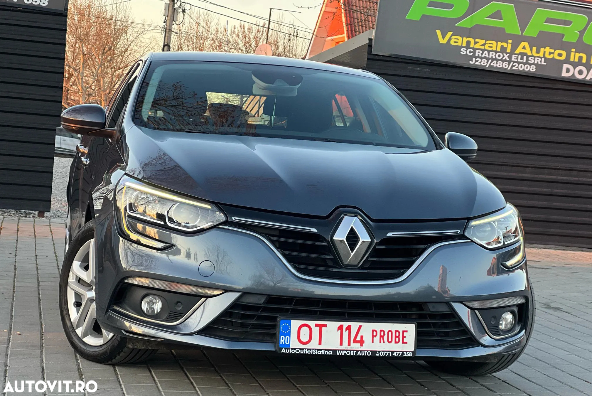 Renault Megane Blue dCi 116 Intens - 11