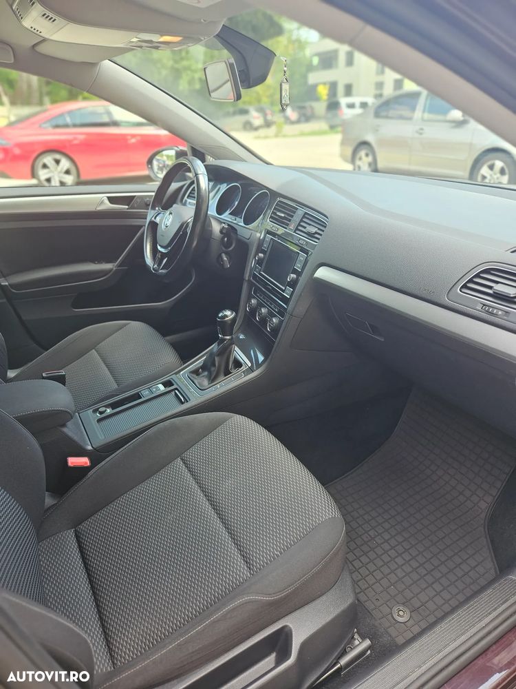 Volkswagen Golf 1.0 TSI Comfortline - 10
