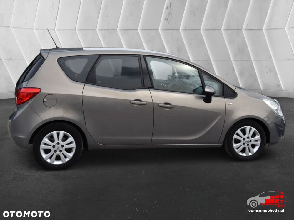 Opel Meriva - 11