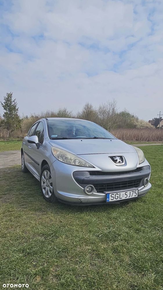 Peugeot 207 1.4 Presence - 2