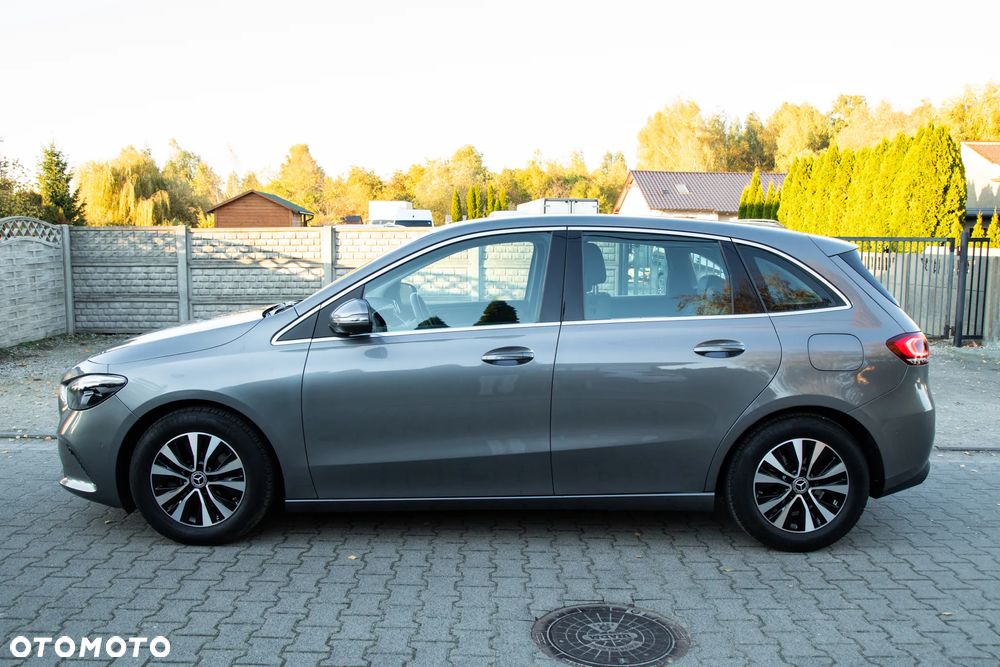 Mercedes-Benz Klasa B 180 7G-DCT - 8