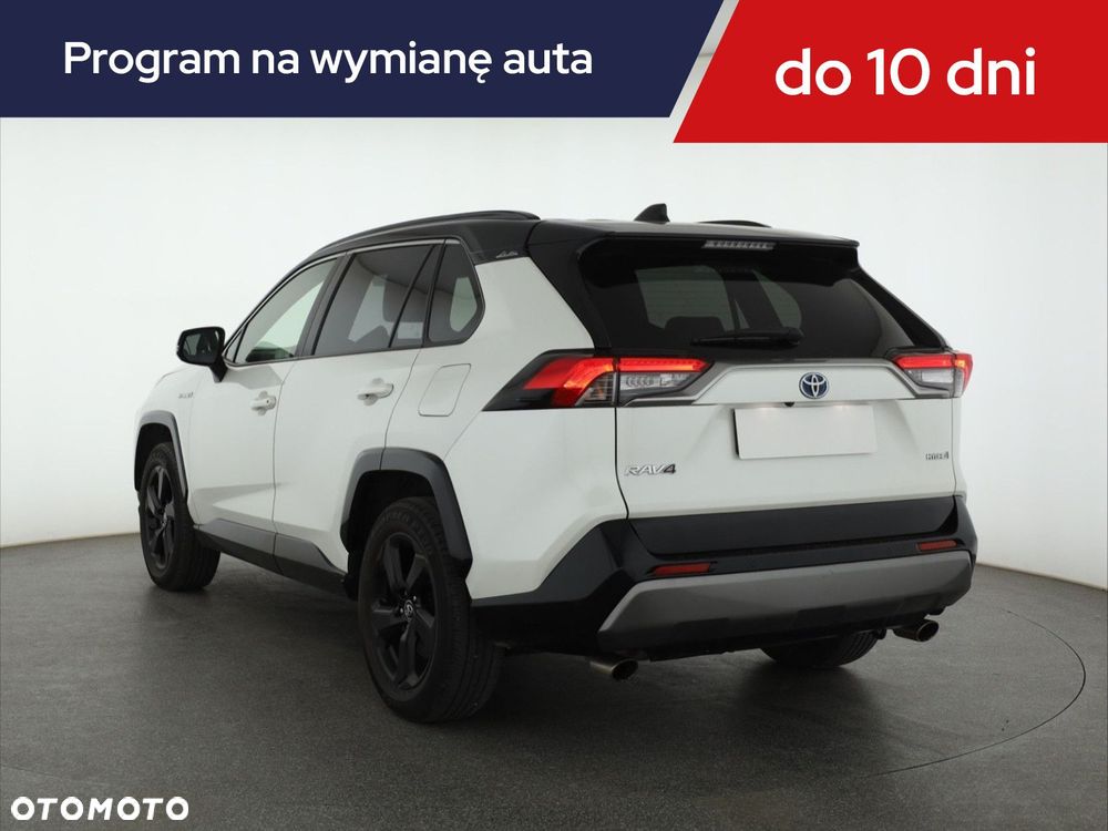 Toyota RAV4 - 6