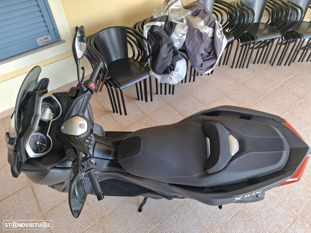 Yamaha X-Max - 9