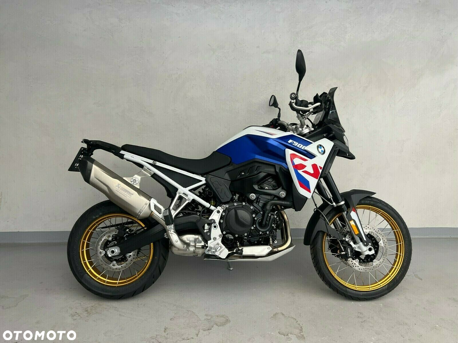 BMW F - 3