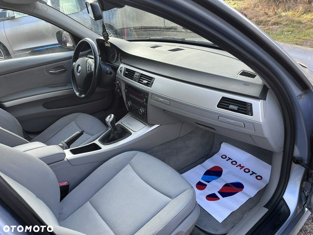 BMW Seria 3 - 17