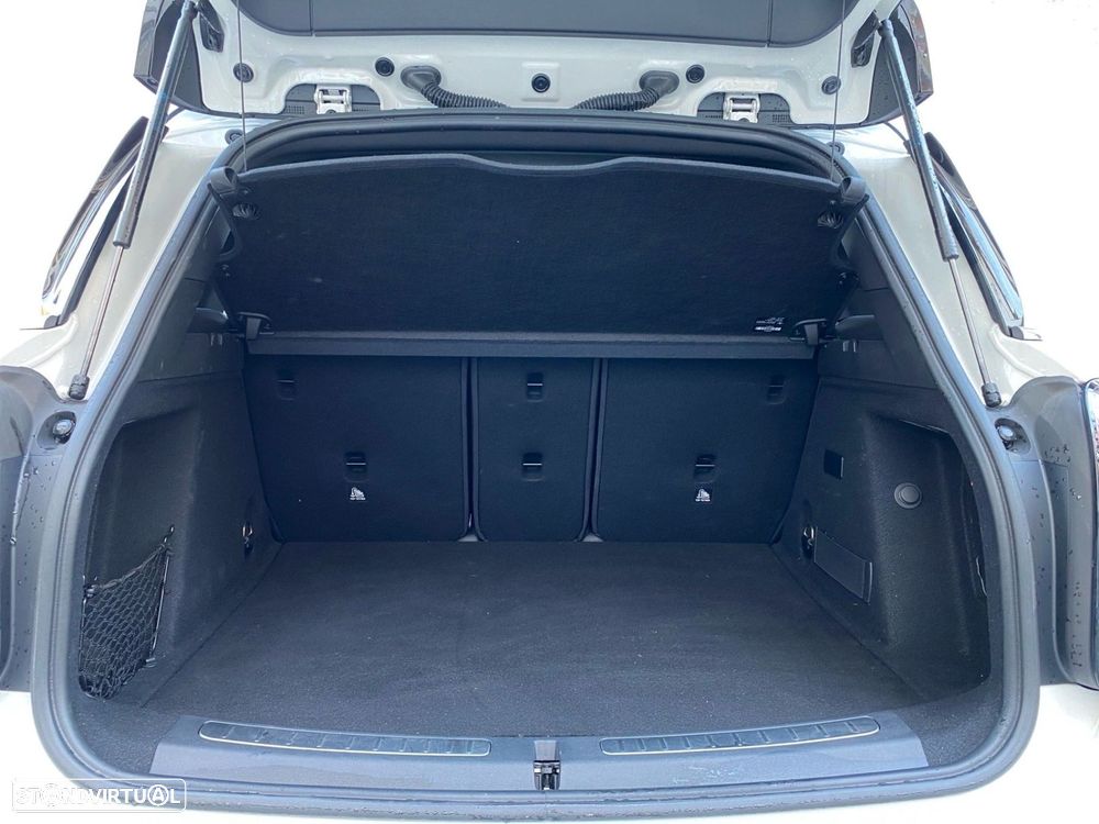 MINI Countryman Cooper SE Premium P. Classic Auto - 22