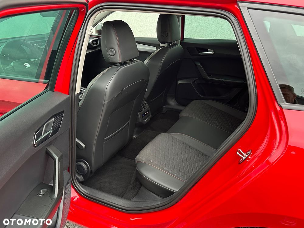 Seat Leon Sportstourer 2.0 TDI DSG FR Plus - 23