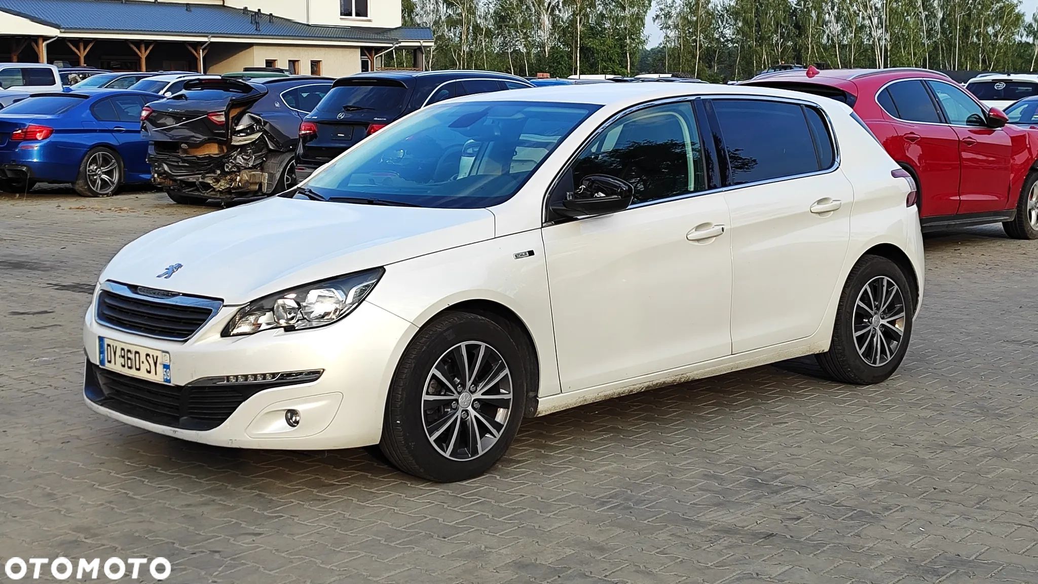 Peugeot 308 - 1
