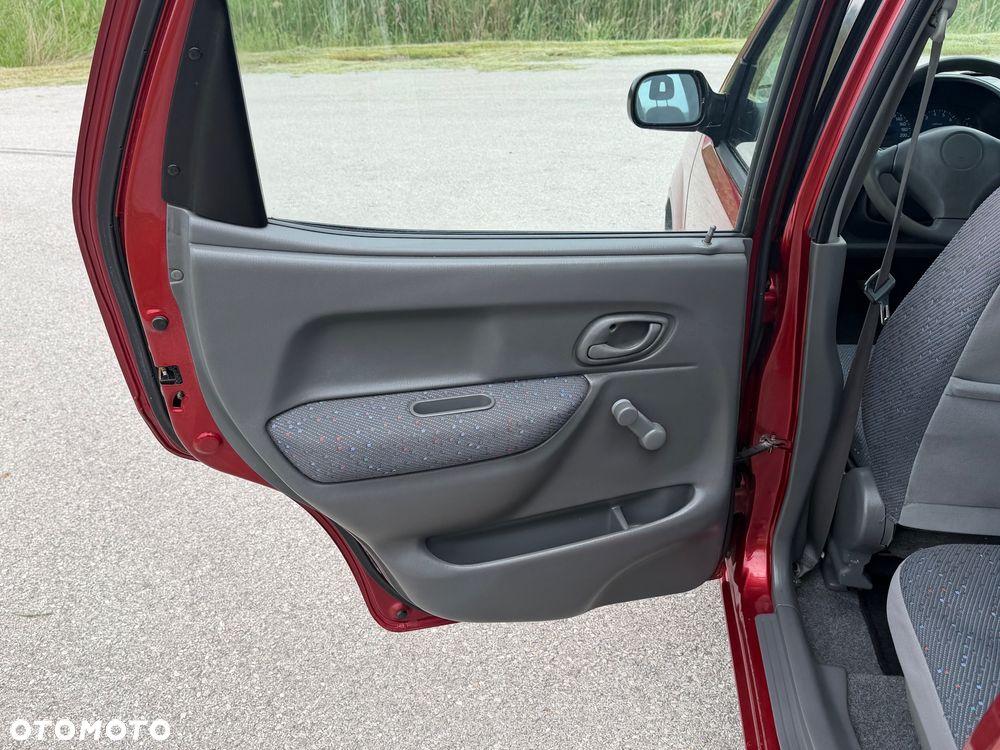 Suzuki Ignis - 27
