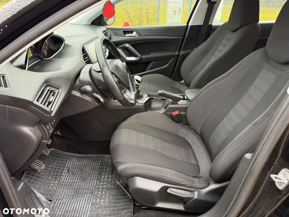 Peugeot 308 - 15