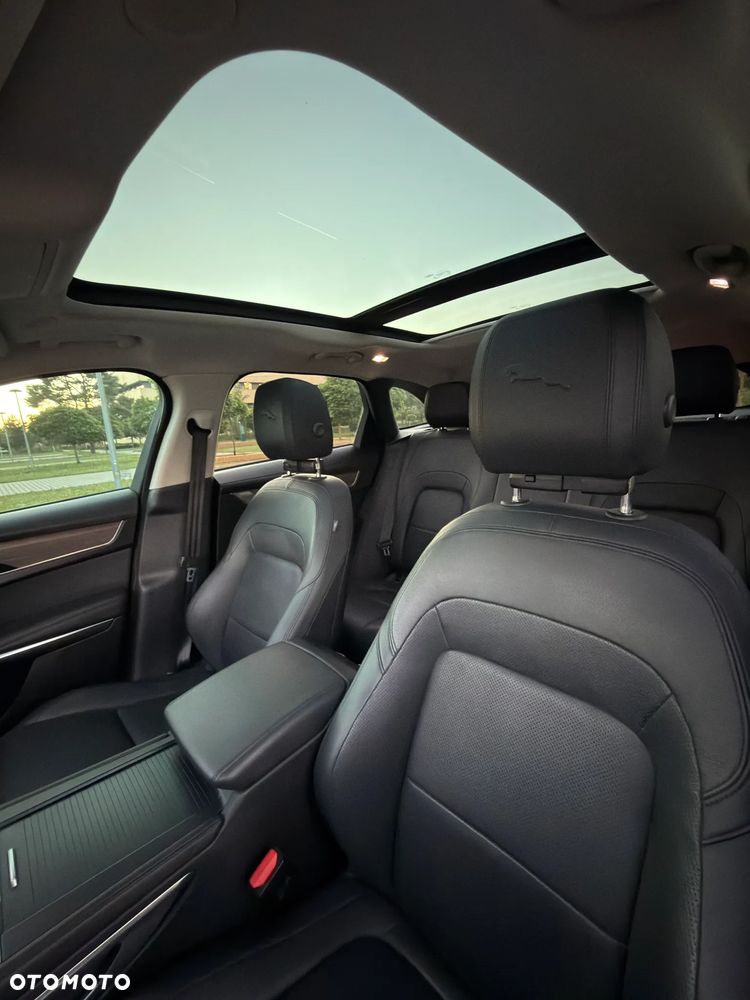 Jaguar F-Pace 2.0 P250 mHEV AWD S - 11