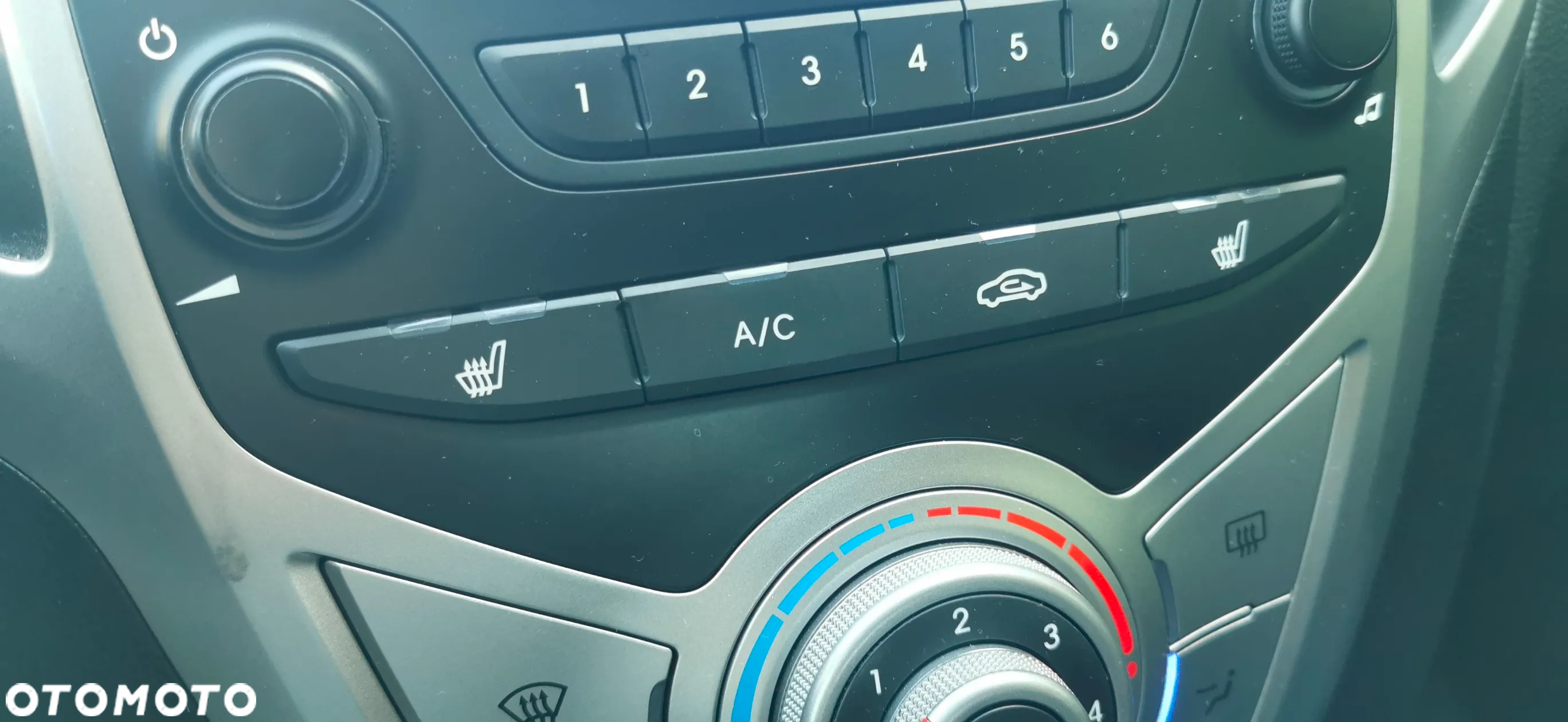 Hyundai ix20 1.4 Fifa World Cup Edition - 6