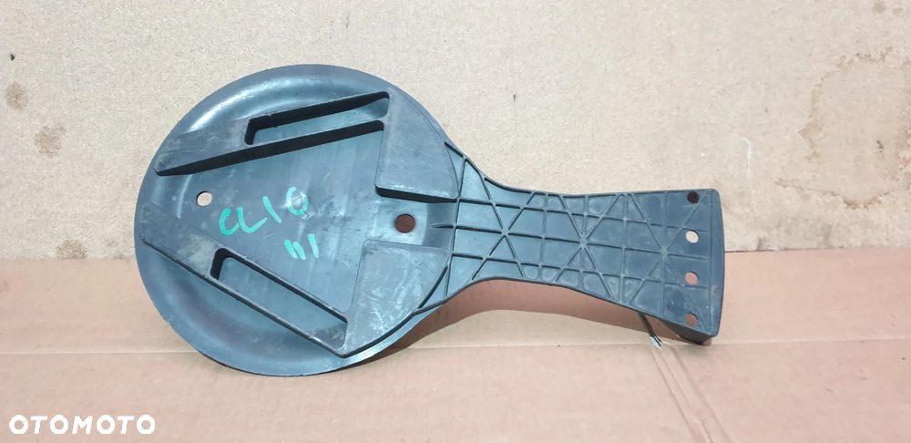 Renault Clio III Kombi 1.5 DCI Winda Koła Zapasowego 8200667569A - 1