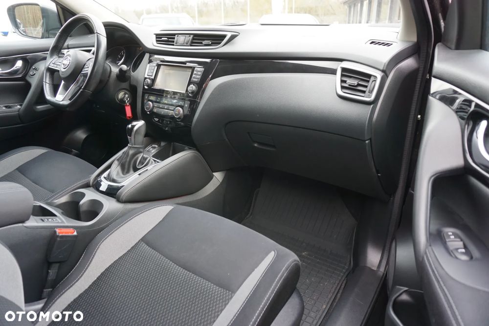 Nissan Qashqai 1.2 DIG-T N-Connecta Xtronic EU6 - 15
