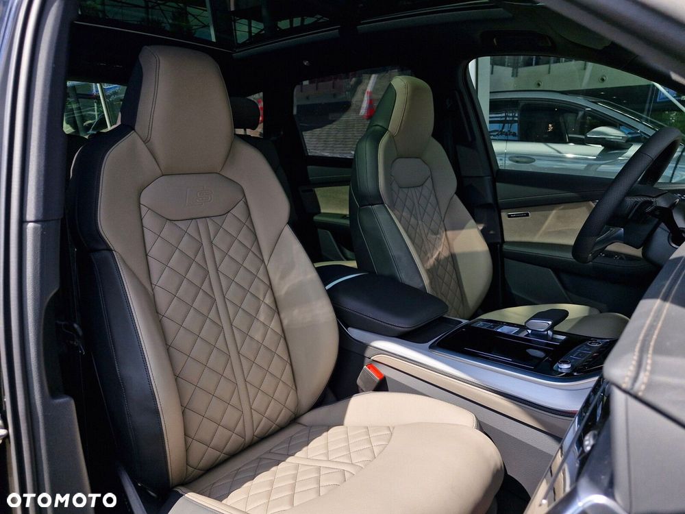 Audi Q7 55 TFSI mHEV Quattro S Line Tiptr - 17
