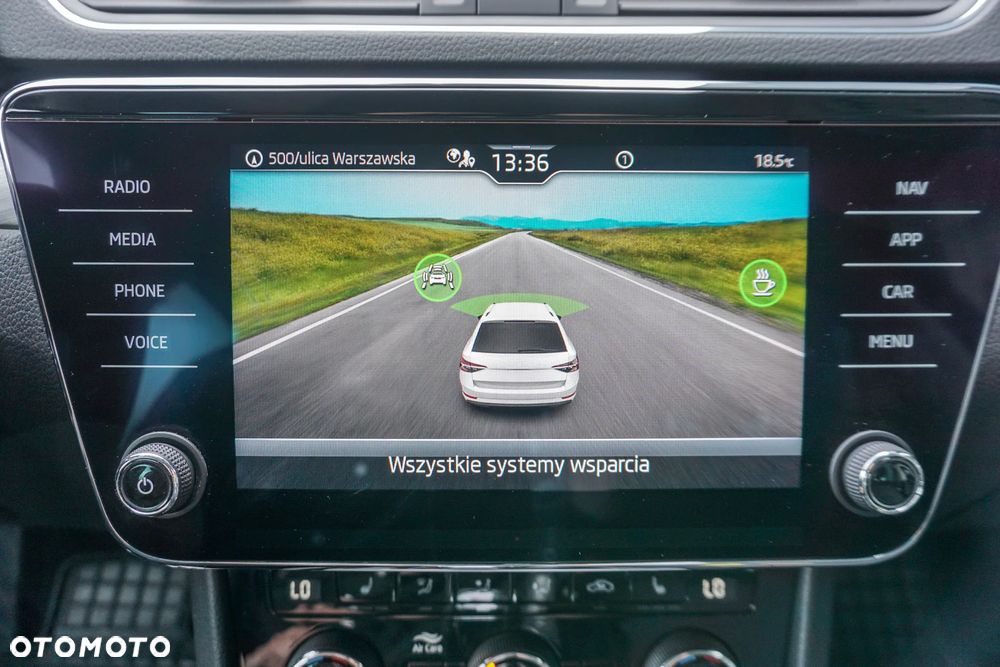 Skoda Superb 2.0 TDI SCR Style DSG - 19