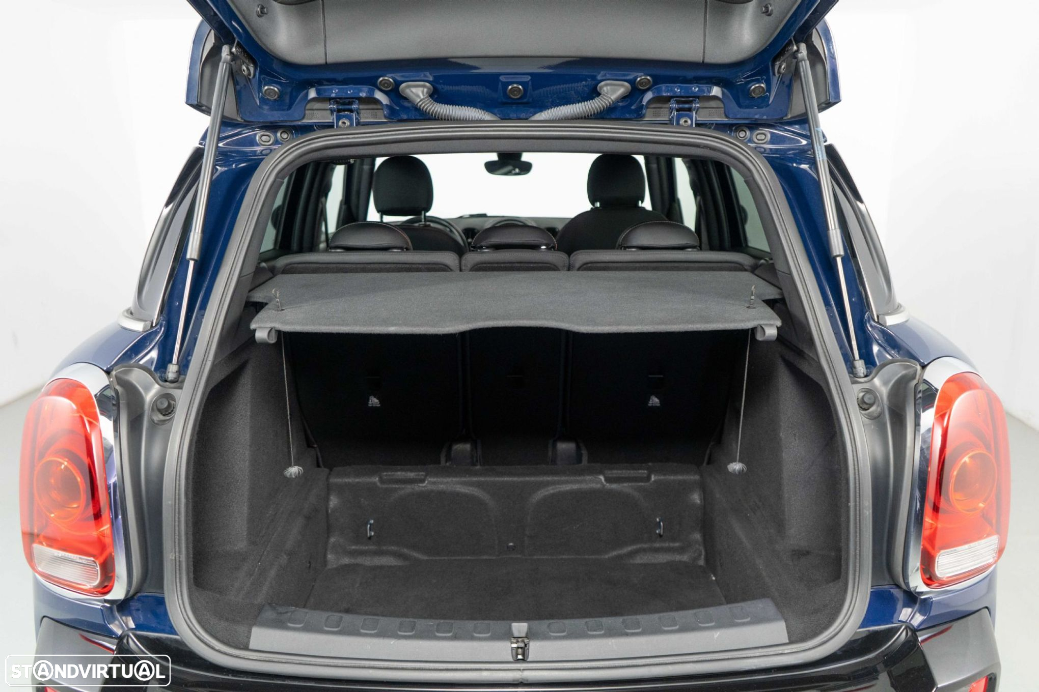 MINI Countryman One D - 11