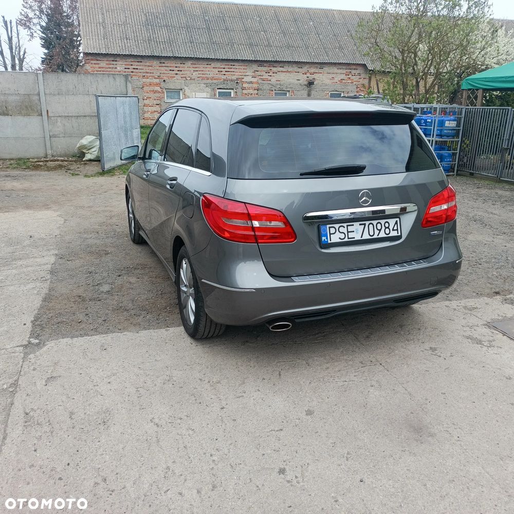 Mercedes-Benz Klasa B 200 (BlueEFFICIENCY) 7G-DCT - 5