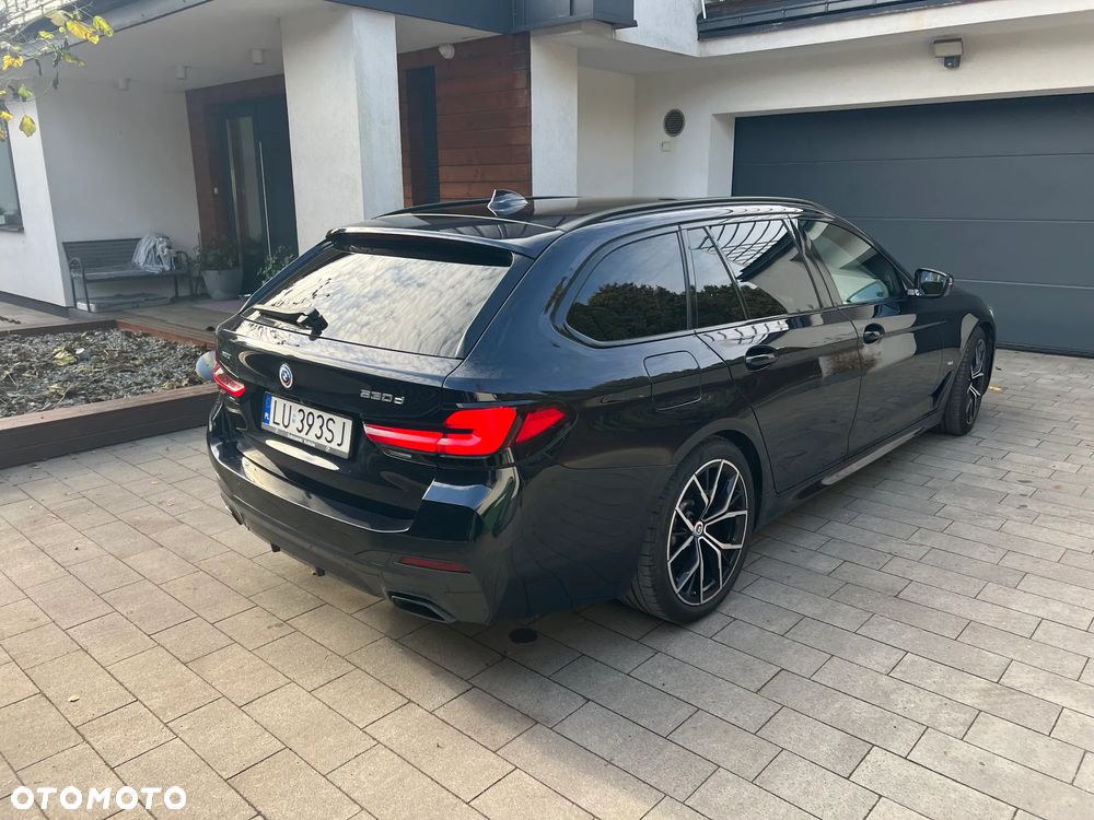 BMW Seria 5 530d xDrive M Sport Edition - 8
