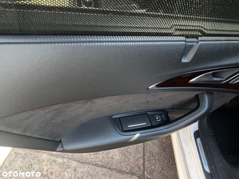 Audi A6 Avant 3.0 TDI S tronic - 10