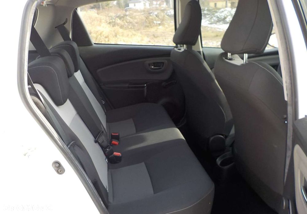 Toyota Yaris - 21