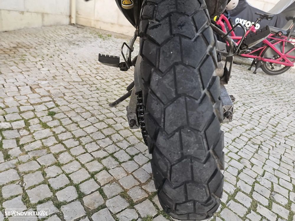 Yamaha XT660Z Tenere - 13