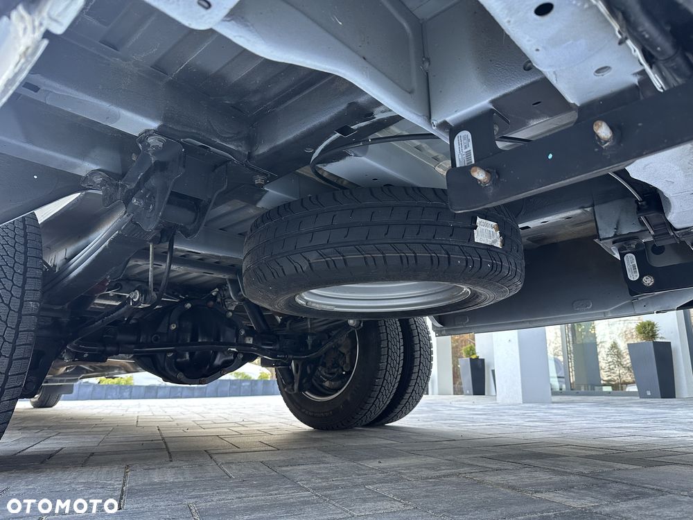 Iveco L4H2 Brygadowy 7 osób / Najbogatsza wersja wyposażenia / Koła bliźniacze / DMC 3500kg / Hak 3500kg / Niski przebieg / Salon PL / Stan jak nowy / Ładowność 904kg / FV23% - 20