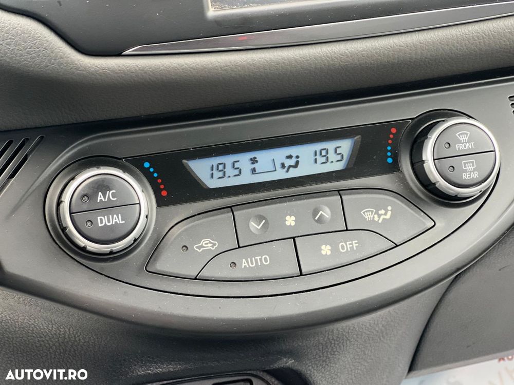 Toyota Yaris - 14