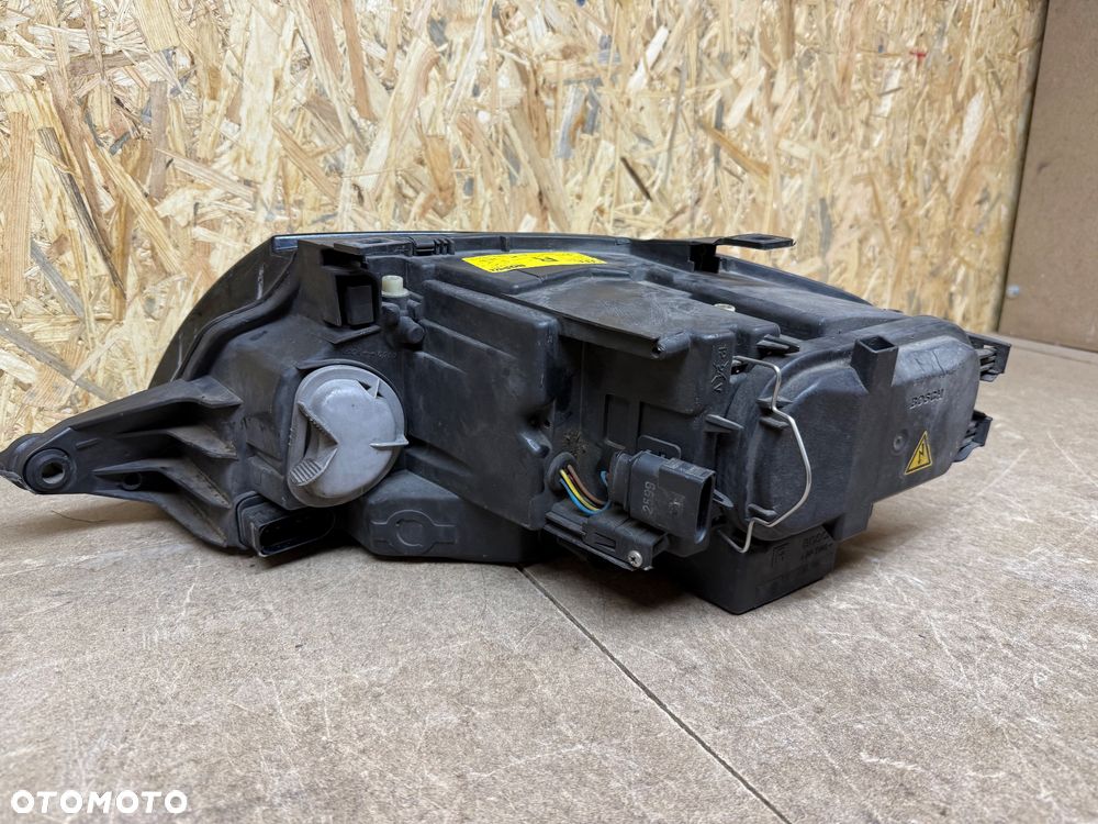 LAMPA PRZÓD PRAWA AUDI TT 8N0 XENON 8N0941004R - 8