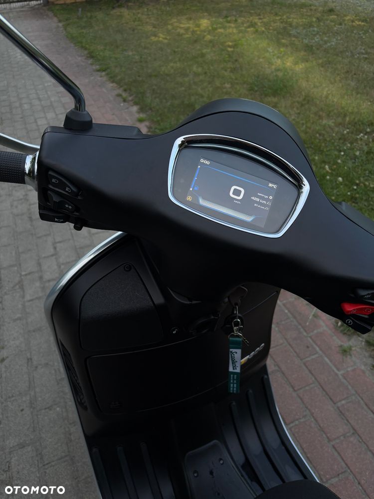 Vespa GTS - 4