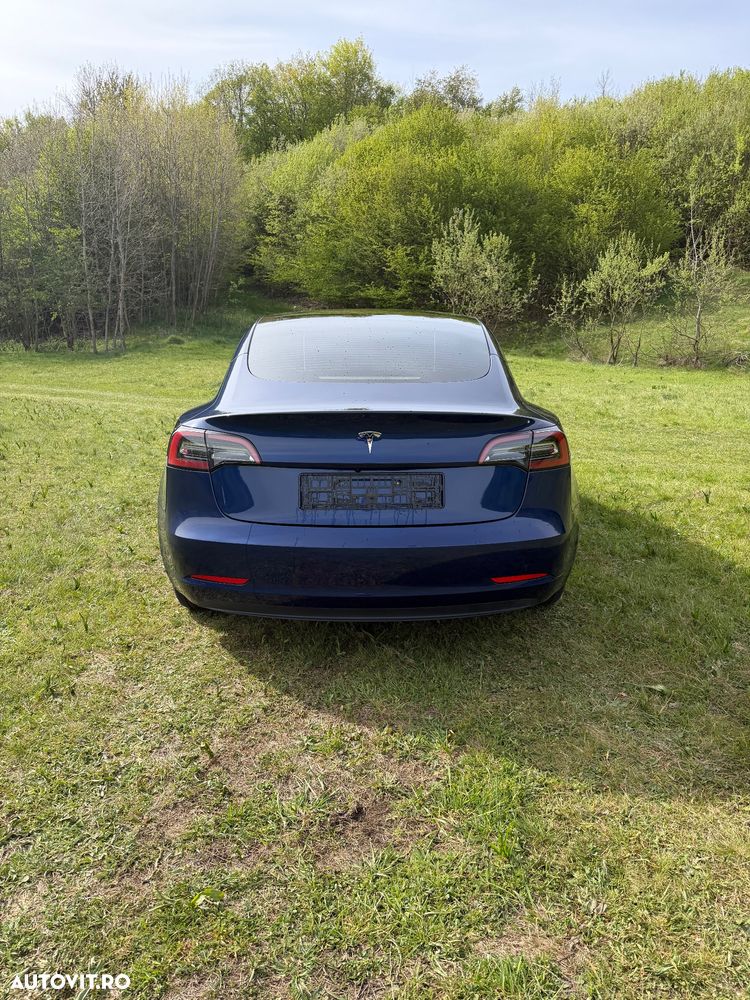 Tesla Model 3 Standard Hinterradantrieb - 1