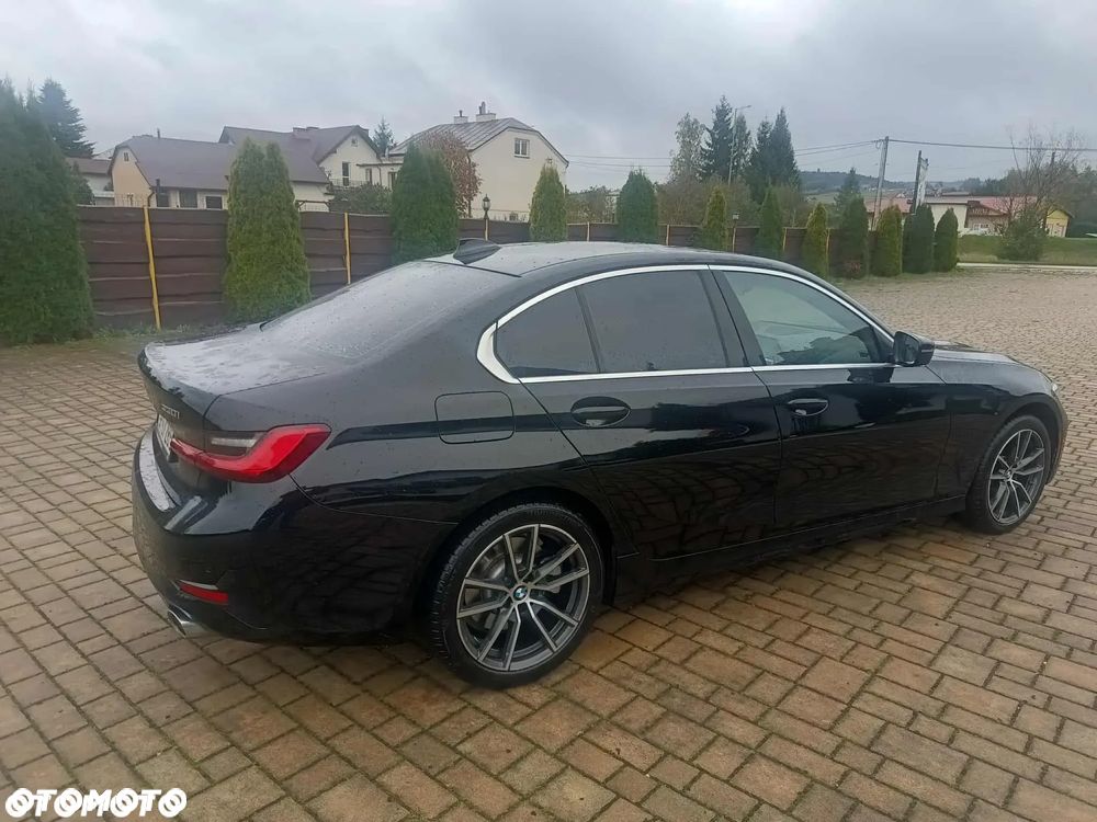 BMW Seria 3 330i xDrive M Sport - 6