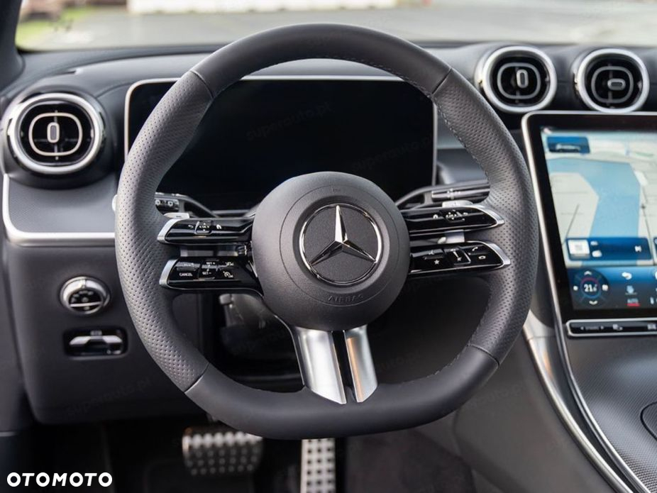 Mercedes-Benz GLC - 11