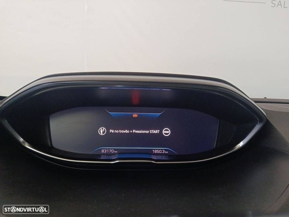Peugeot 5008 1.5 BlueHDi Allure Pack EAT8 - 13