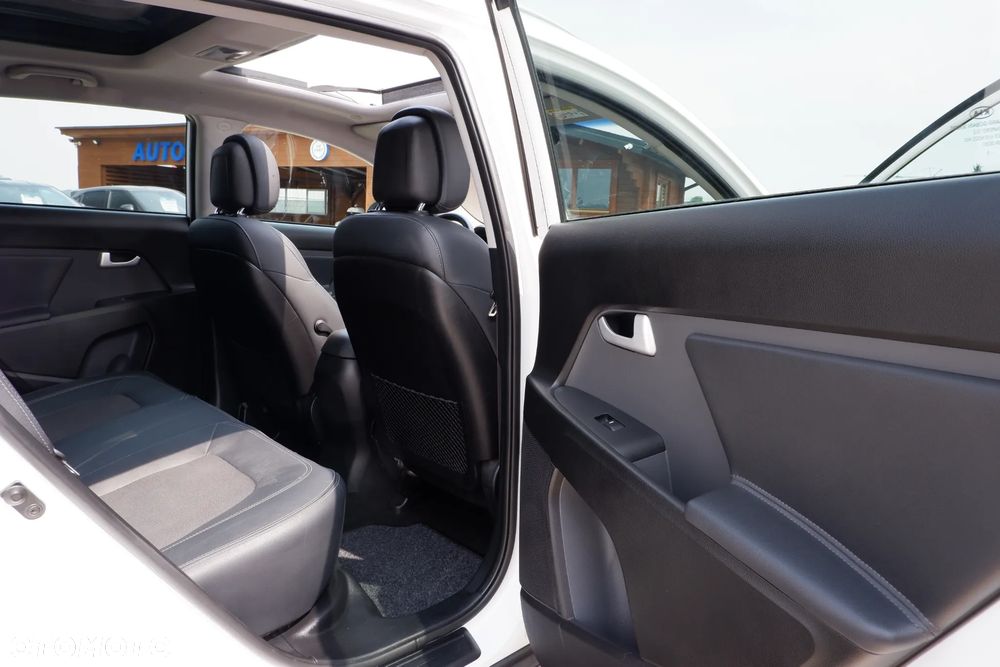 Kia Sportage 2.0 CRDI XL AWD - 12
