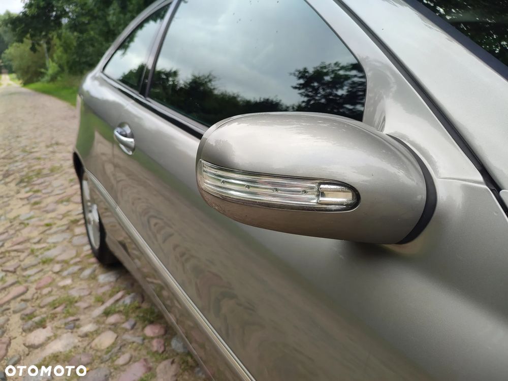 Mercedes-Benz Klasa C 220 CDI Sportcoupe Automatik - 28