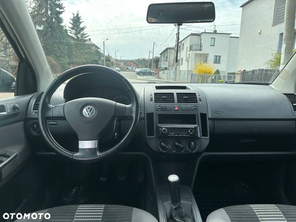 Volkswagen Polo - 7