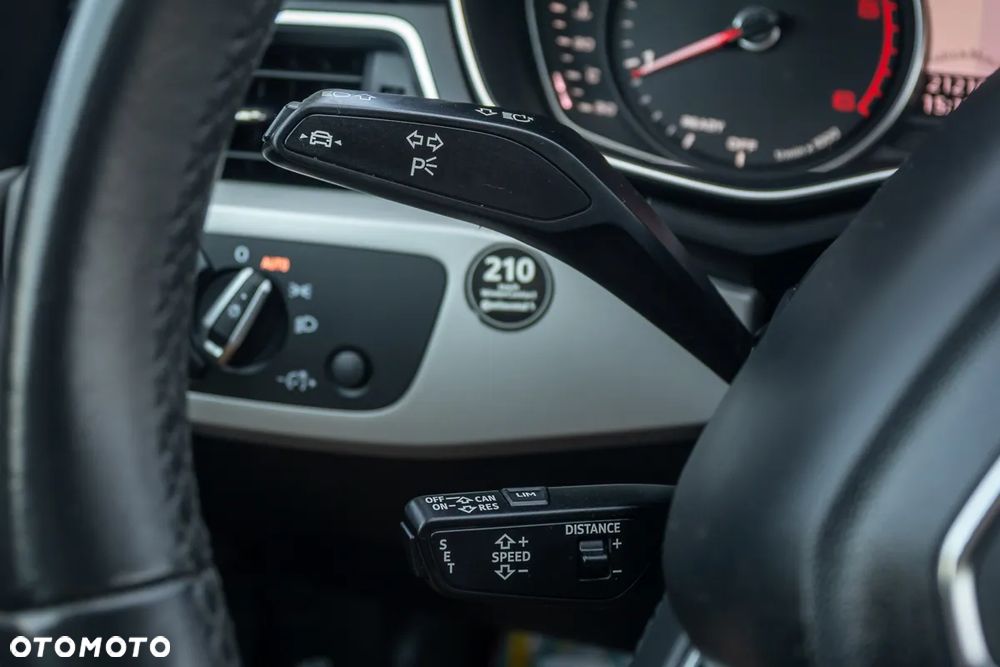 Audi A4 Avant 35 TDI S tronic - 27