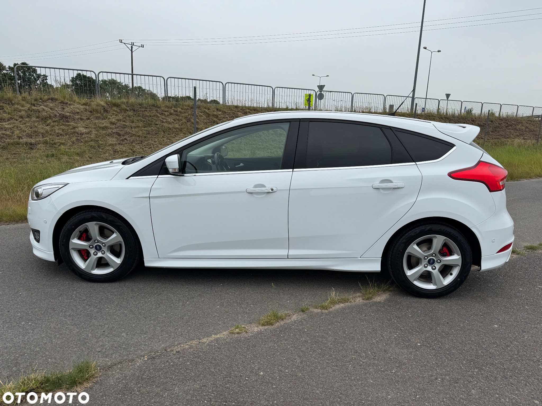 Ford Focus 1.5 EcoBoost Start-Stopp-System ST-LINE - 5