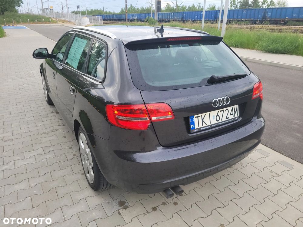 Audi A3 Sportback 2.0 TDI DPF Ambition - 7