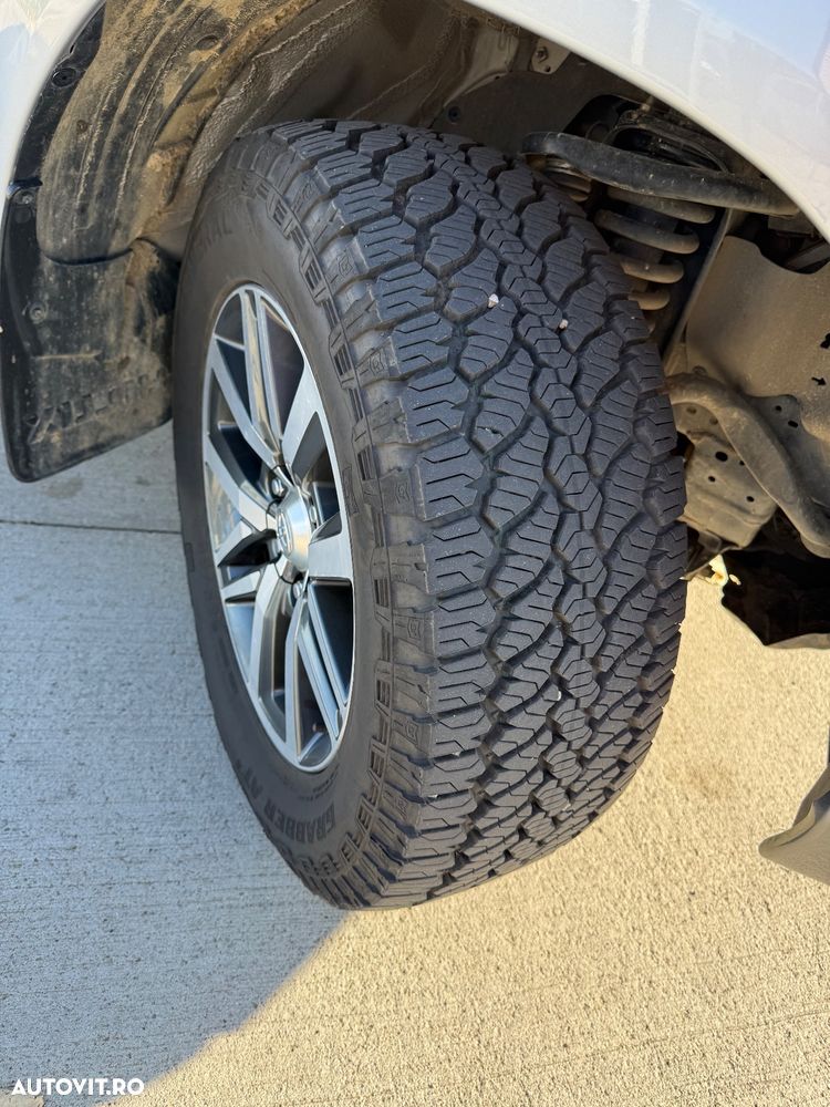 Toyota Hilux ver-2-4d-150cp-4x4-double-cab-at-comfort - 8