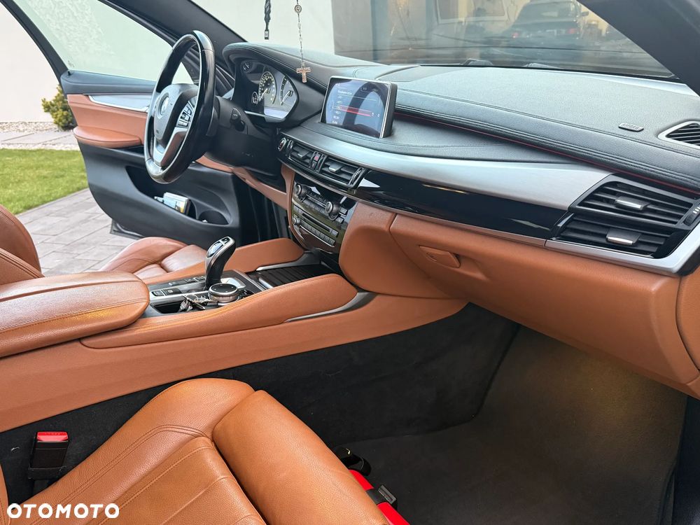 BMW X6 xDrive30d - 9