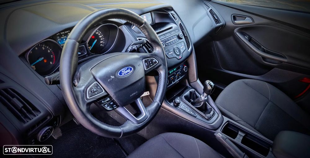 Ford Focus 1.0 SCTi Titanium Best - 10